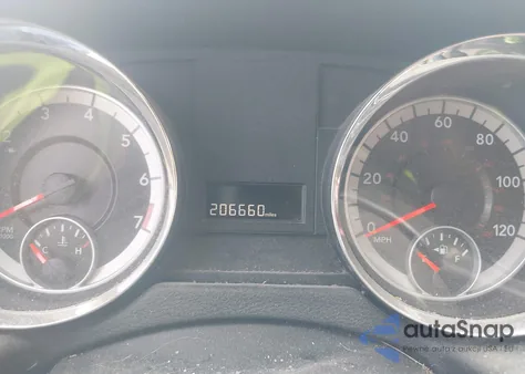 2014 Dodge Grand Caravan Sxt z USA, uszkodzony, nr VIN 2C4RDGCG3ER239861